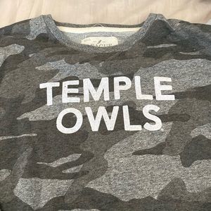 Temple University Owls crew sweater sweatshirt top L Camo
